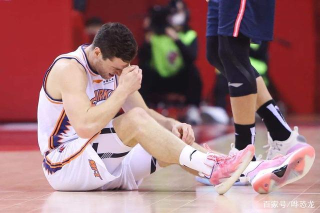 九游体育-欧篮联赛后走向成谜，托特纳姆手感冰凉，球迷炸锅，训练强度明显提升(johnstonsofelgin)